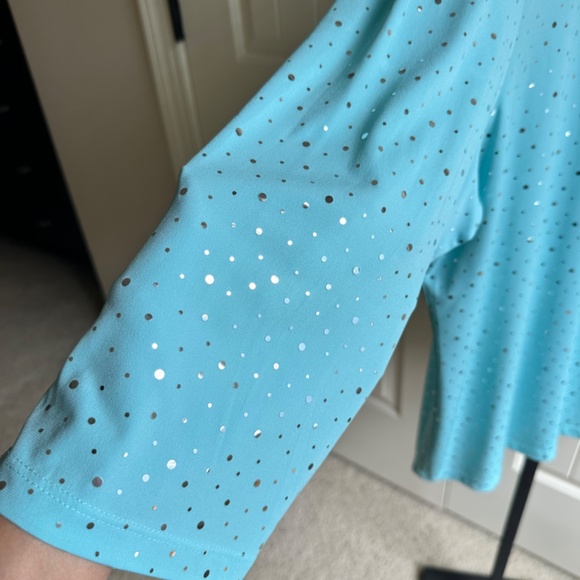 Susan Graver Plus Size Turquoise w/Silver Metallic Dots Top 3X - Picture 4 of 6